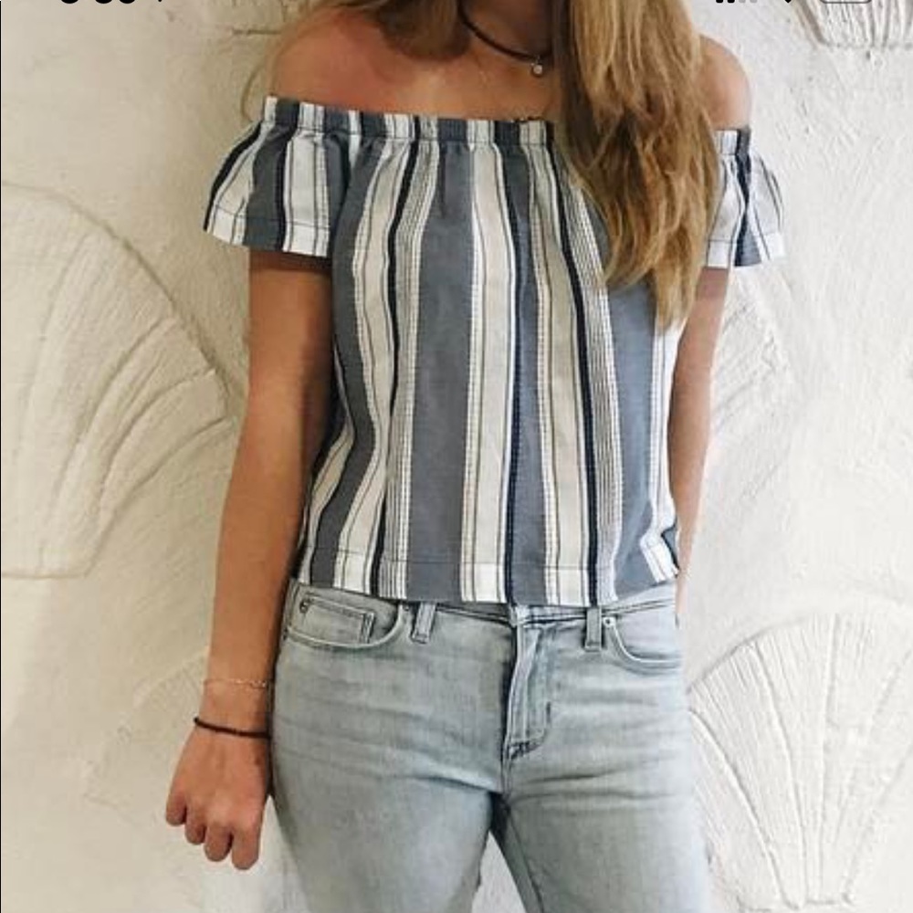 Bella Dahl off the shoulder top